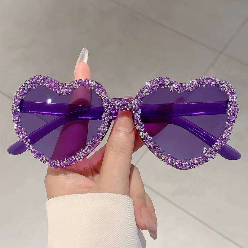 KAMMPT Fashion Brand Crystal Shiny Shades Women Stylish Heart Decor Trends Sunglasses Oversize Candy Color Beach Sun Glasses Z260305