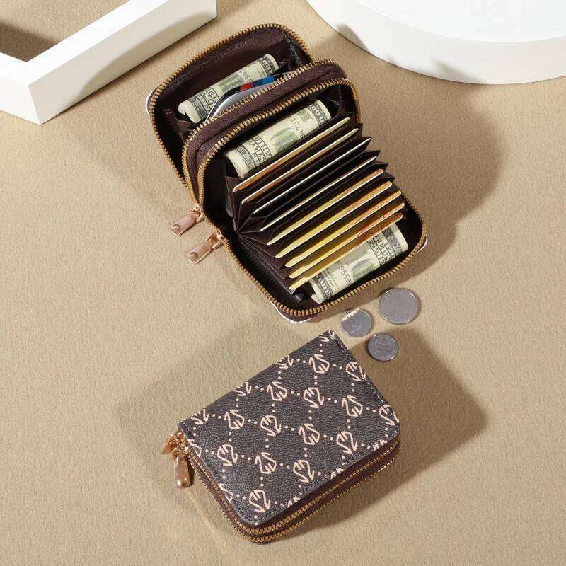 Chic Vintage Zippered Card Holder Wallet for Women - Secure Multi-Card Slots, Fashionable Faux Leather with Coin PurseLuxurious C260304