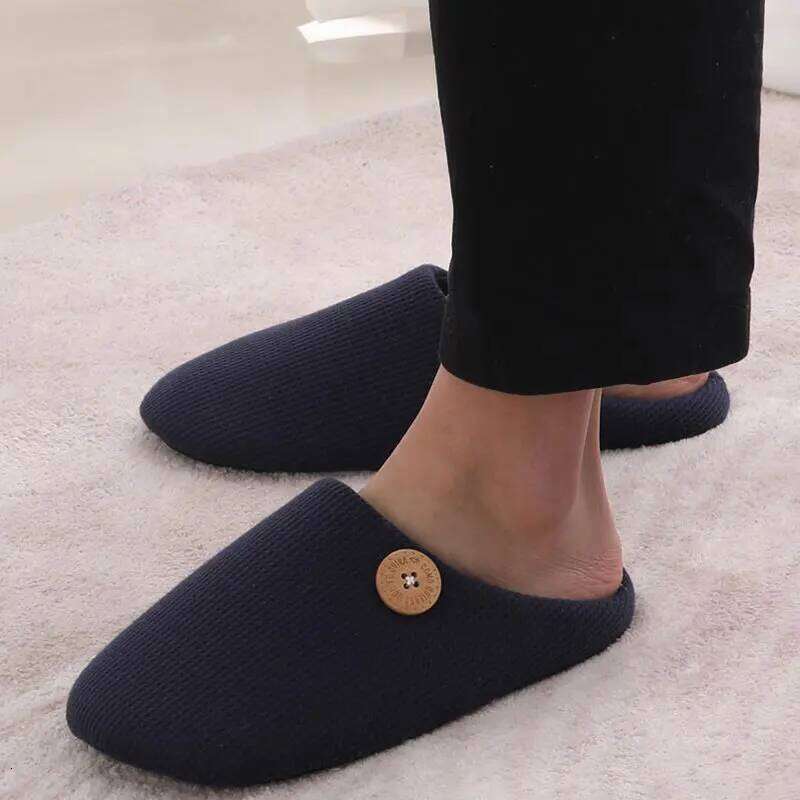 Classic Indoor Fashion House Outdoor Antiskid Soft Men Flat Slippers Winter Bedroom Shoes