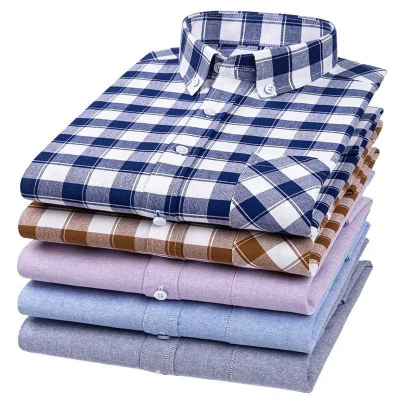 Spring and Autumn Mens Pure Cotton Long sleeved Shirts for Middle and Youth Leisure All Cotton Oxford Plaid Plus Size Shirts M260305
