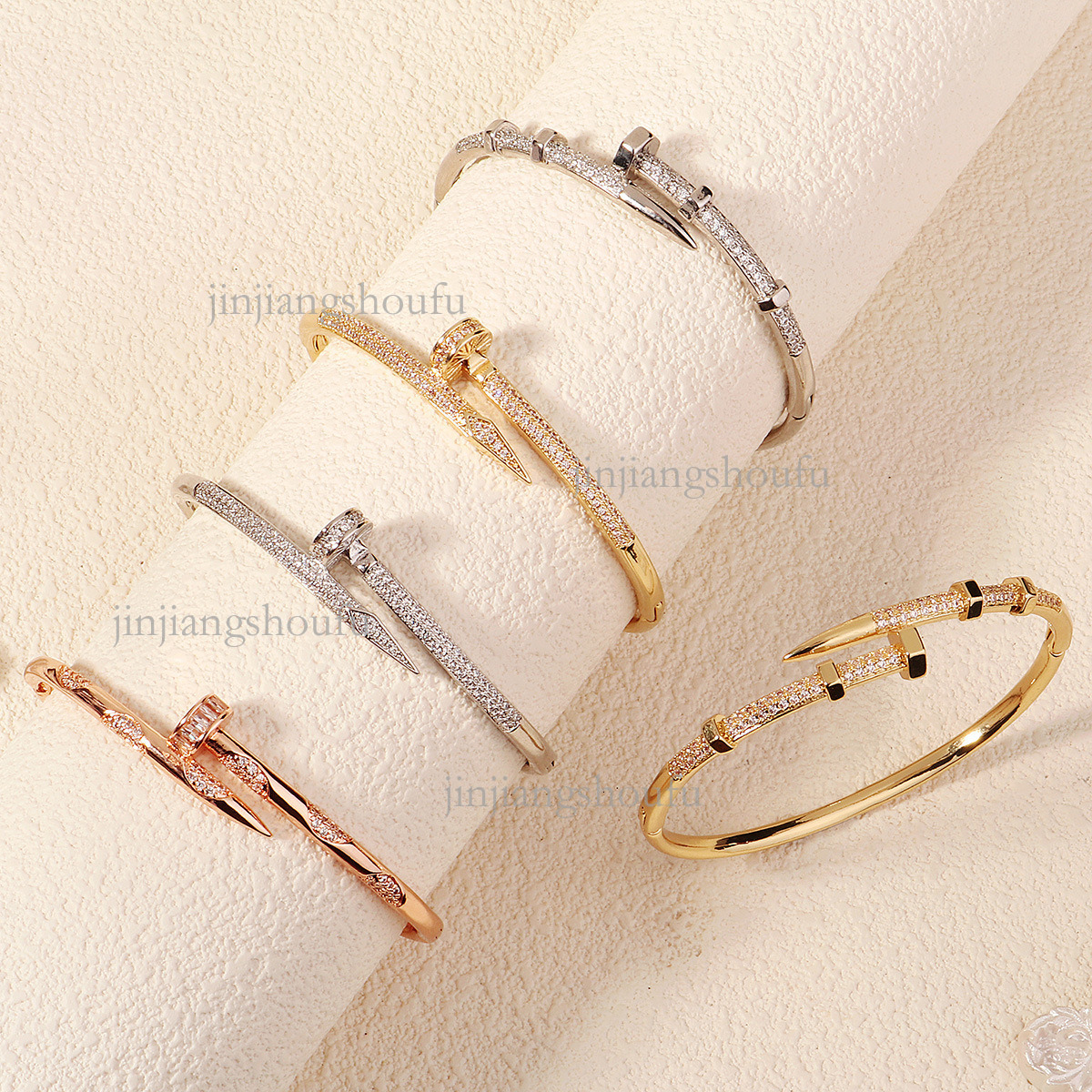 2026 Designer Bracelet Fashion Luxury Brand High-end Zircon Bracelet Wedding Banquet Party Accessories Diamond Studded Nail Opening Bracelet Women