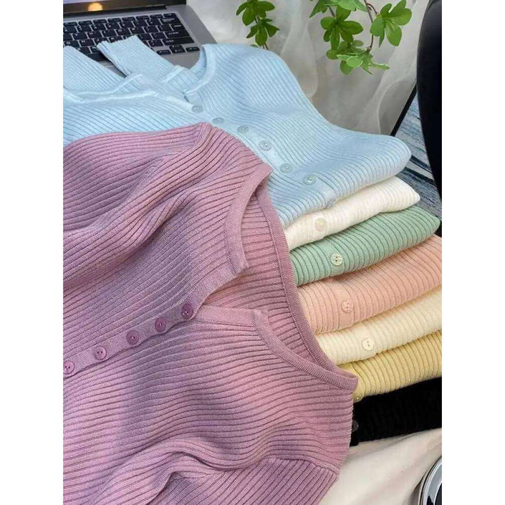 zjaiss 2026 New V-Neck Temperament Small Fragrant Wind Women Loose All Sweater Coat Special Offer Cardigan XJ260305