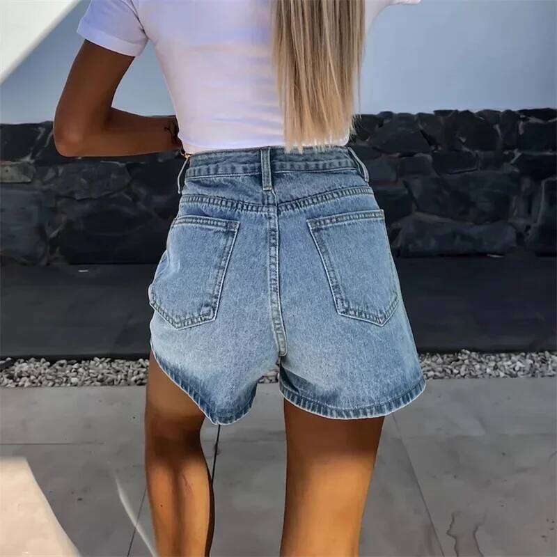 Fashion Small Diamonds Stripe Decoration Denim Shorts Straight Three Quarter Pants Female Summer Casual Commuter Mini Jeans 2024 XJ260305