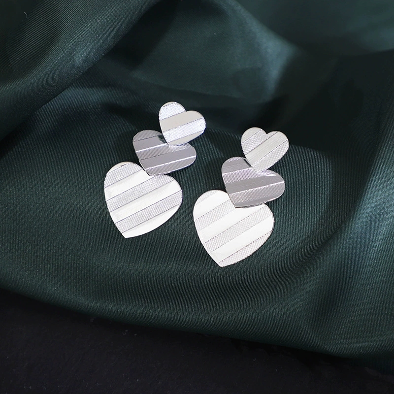 Elegant Handcrafted Wire Crafting Trio - Heart Shape Pendant + Elegant Tassel Studs
