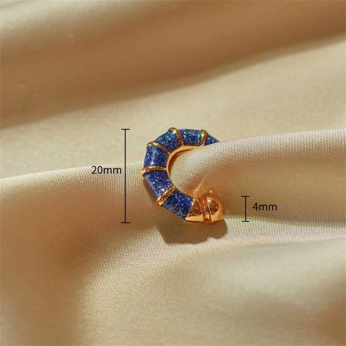 Circular earrings with dopamine fine glitter earrings for women high-end fashion gold-plated and color preserving 260303
