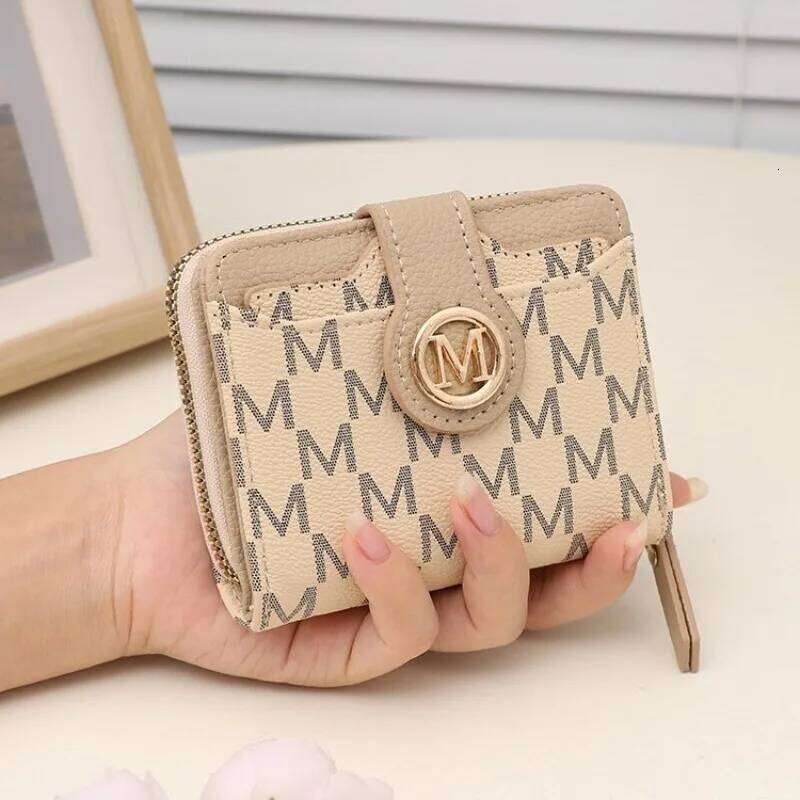 Printed with Letters PU 20% Off Multi-card Position European and American Short Style Wallet C260304