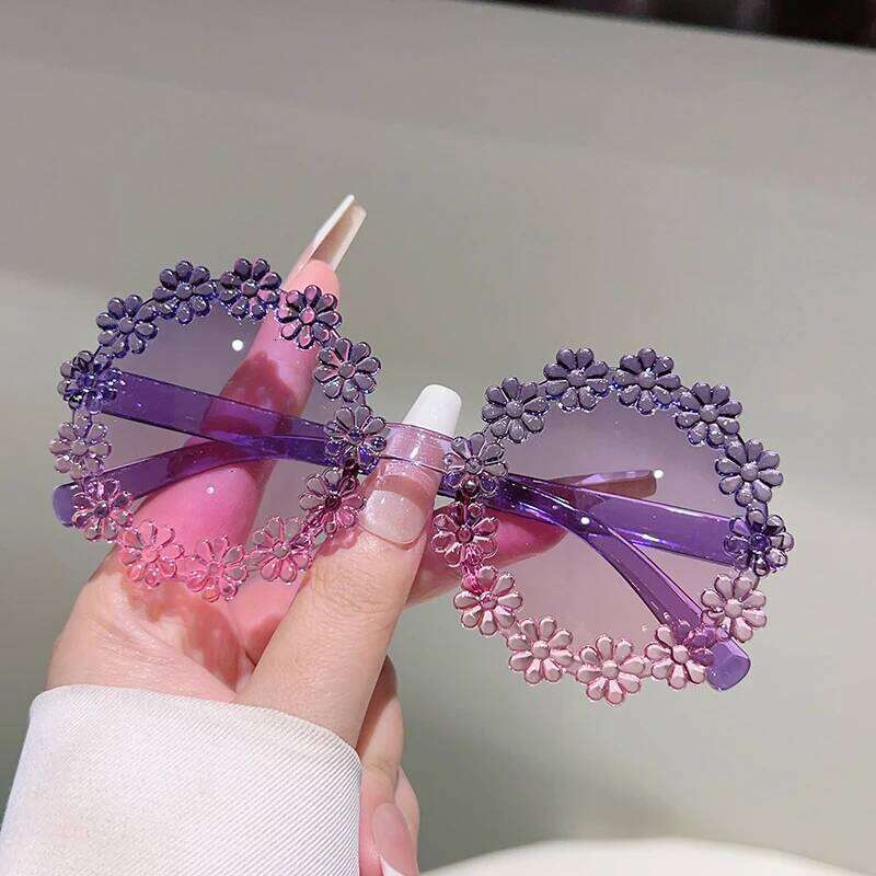 GM LUMIAS Flower Shaped Sunglasses for Girls 2025 Stylish Multi-color Decor Shades Kids Ins Trendy New Cute Children Sun Glasses Z260305