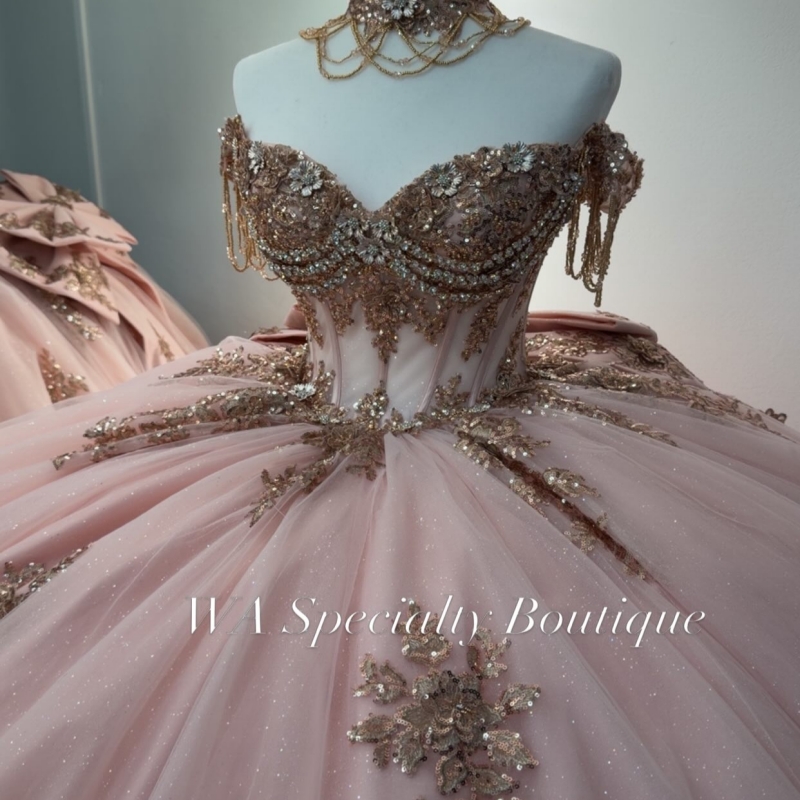 Pink Quinceanera Dresses Ball Gown Off The Shoulder Applique Lace Beading Crystal Bow Tull Corset Party Birthday Sweet 16 Dress Vestidos 15 De Anos