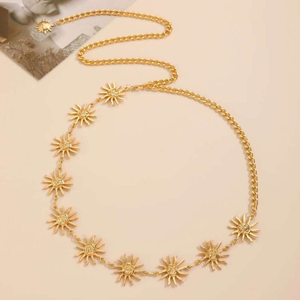 Bohemian Retro Metal Smiley Face Sunflower Summer Fashionable Dress Waist Versatile Body Chain Sexy Accessories S260304