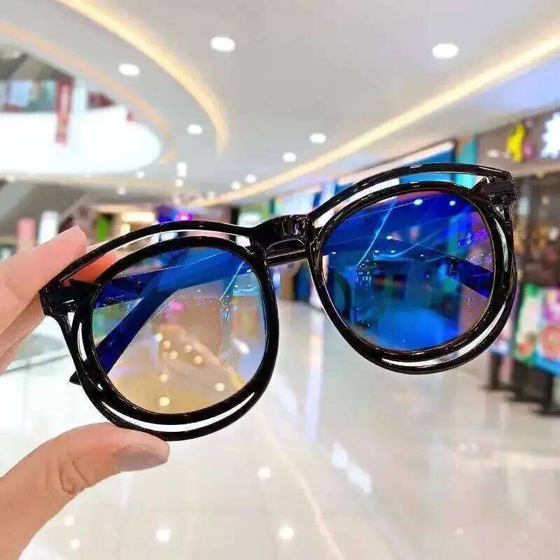 NEW Girls Boys Cute Small Outdoor Sun Children Lovely Vintage Sunglasses UV400 Protection Z260305