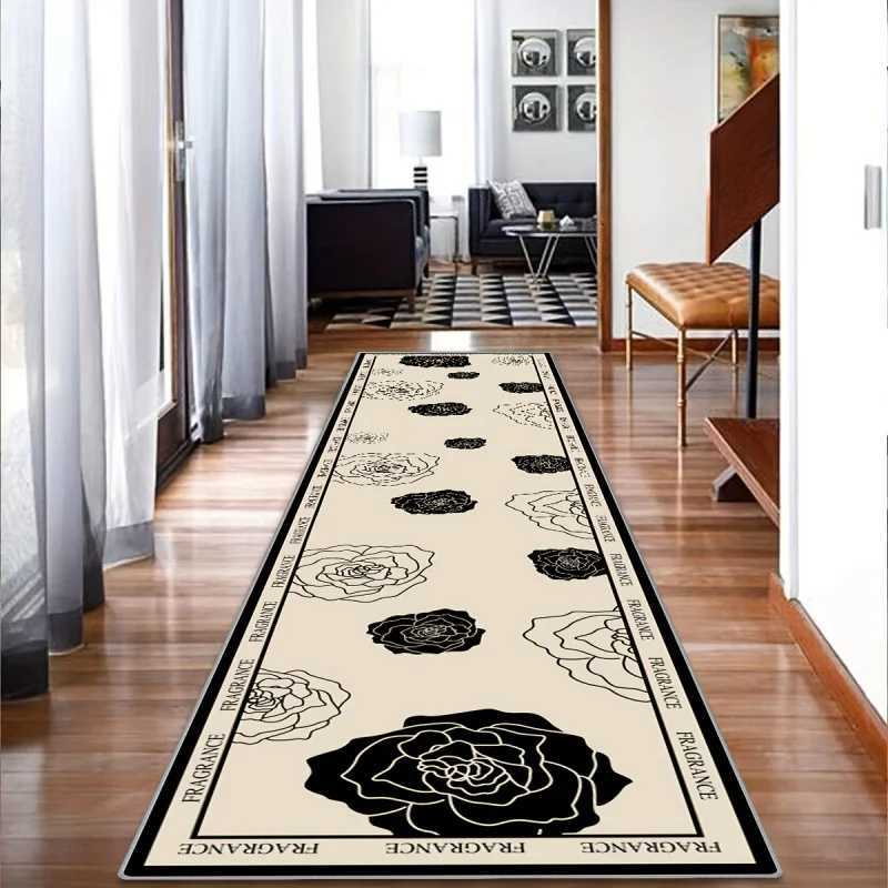 European Floral Runner Rug - Stain-Resistant Non-Slip Hallway Mat for Bedroom Bedside, Kitchen & Home DecorT260305