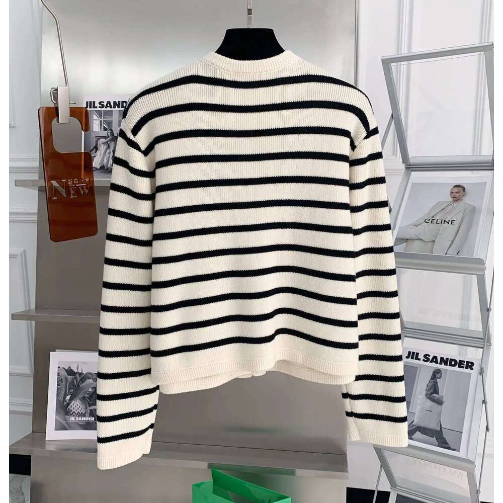 Women Stripe Knitted Cardigans Spring Autumn O-neck Single Breasted Long Sleeve Crop Tops Fashion Casual Chic Female Sweaters XJ260305
