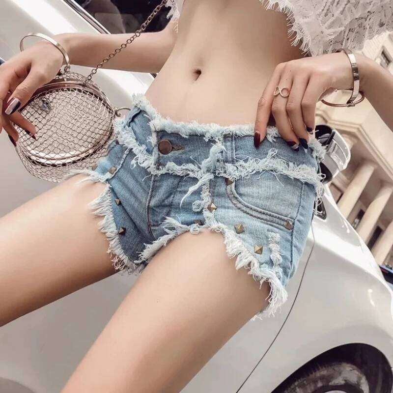 Summer New Style Street Shot Sweet Ultra Low Waist Jean Dew And Hip Leggings Hot Pants Triangle Denim Short Pant Wholesale XJ260305