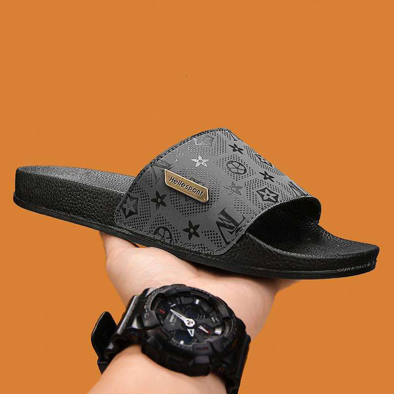 Men's slip-on for outdoor wear, light luxury, Southeast Asian beach style, large size, Vietnamese sandals