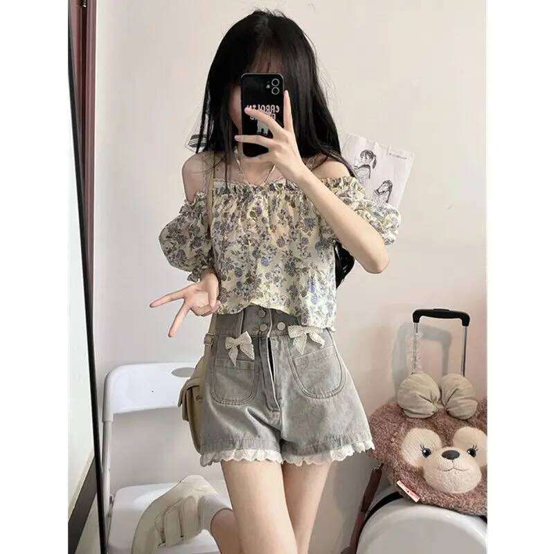 Denim Shorts Women 2025 Summer Sweet Bow Spliced Lace Hem High Waisted Short Jeans Japanese Kawaii All Match Streetwear XJ260305