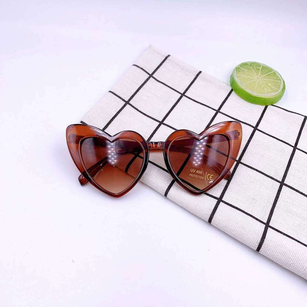 New Peach Heart Frame Fashion Personality Boys and Girls Children's Glasses Sunglasses Outdoor Sunvisor Z260305