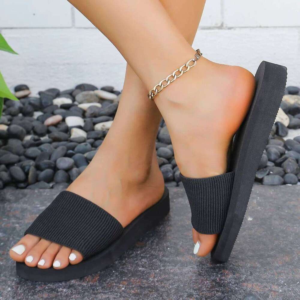 Women Home Slippers Thick Sole Summer Shoes Light Weight Soft EVA Girls Beach Slides Slip-on Black Color Leisure Street Sandals