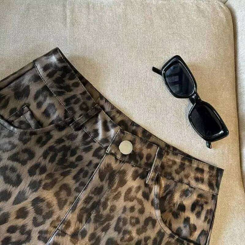 Sexy Leopard Print PU Women Black High Waist Leather Shorts with Belt XJ260305