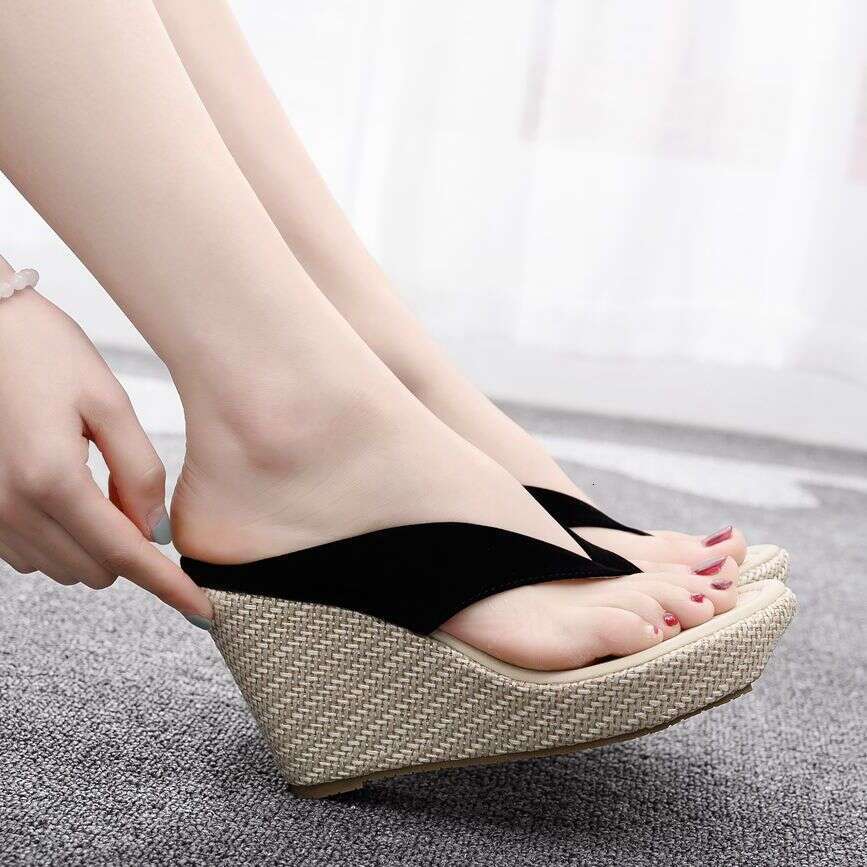 Foreign Trade Large Size Heel Slippers Waterproof Beach Toe Post Sandals Thick Sole Platform Wedge Flip Flops