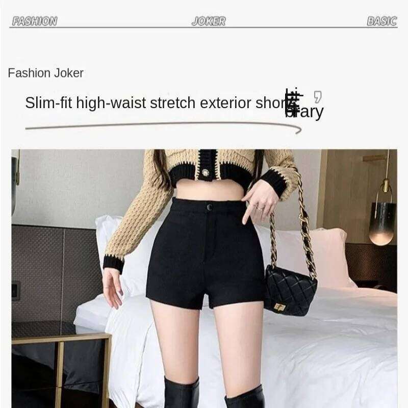 Wearing black shorts for women in spring and summer 2025 new high waisted slimming outfit paired with boots American style spicy XJ260305