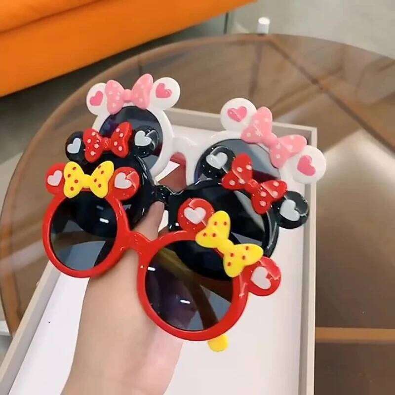 New Children Cute Cartoon UV400 Boys Girls Colors Outdoor Kids Sun Protection Sunglasses Baby Sport Shades Glasses Z260305