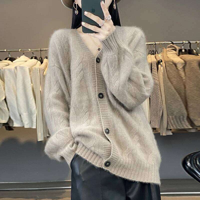 New 100% Merino Wool V-neck Button Jacquard Cardigan Fashionable Soft Classic Loose Women Autumn Winter Cashmere Knitwear Coat XJ260305