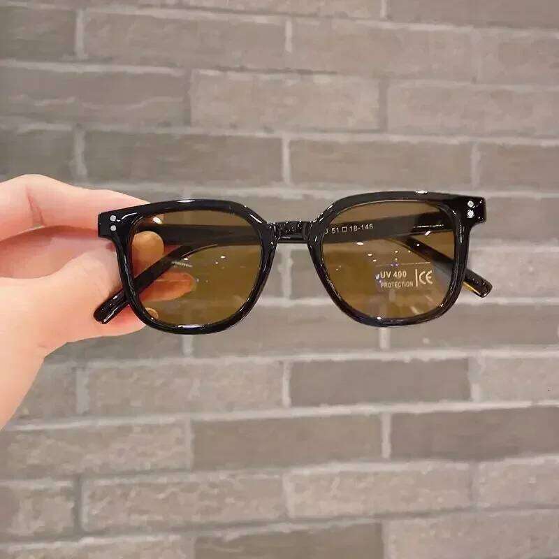 Children Sunglasses Vintage UV400 Sun Outdoor Cute Girl Boy Protection Square Glasses Z260304