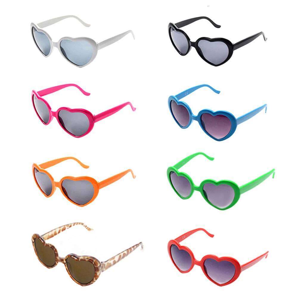 Lovatfirs 8 Pack Heart Sunglasses for Party Travel Women Men A total of 16 colors are available Z260304
