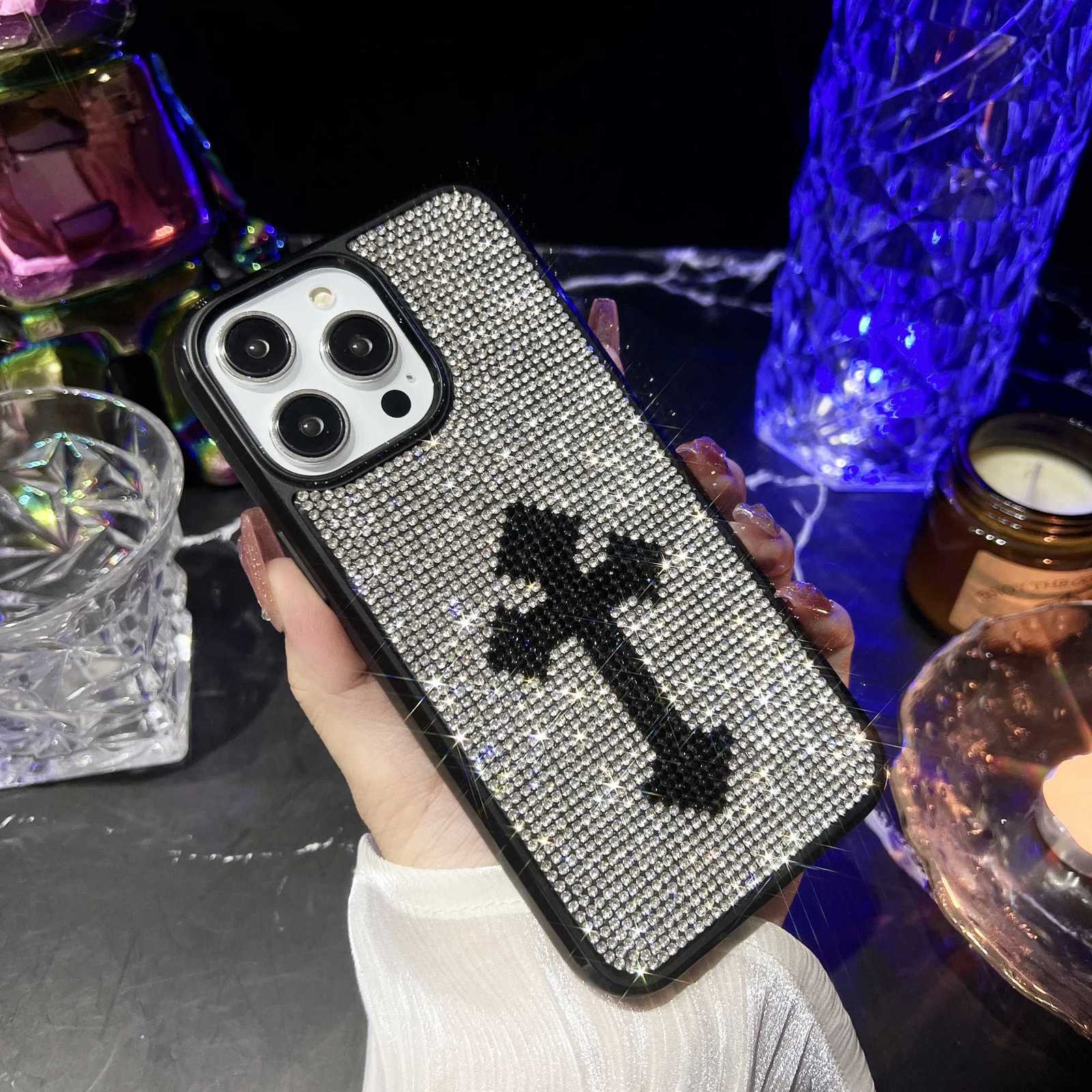 Chic Luxury Bling Gothic Cross Rhinestone Case For iPhone 16 15 14 13 12 11 Pro Max Plus | Shockproof Protective CoverT260305
