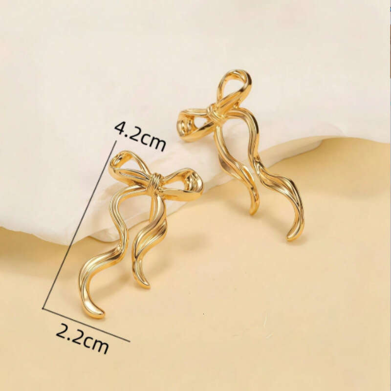 European And American Light Luxury Alloy Bowknot For Women High-end Feel Earrings
