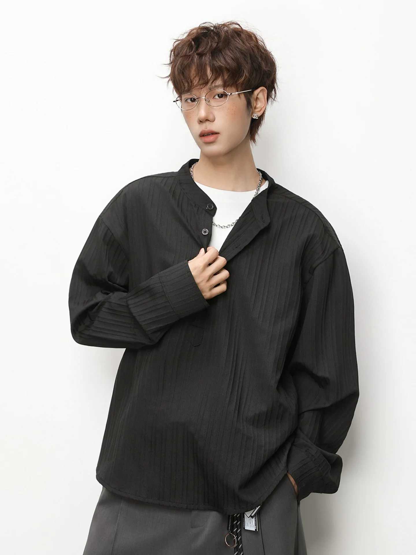 Textured Vertical Stripe Long-Sleeved Shirt Mens Casual Breathable Button-Down Stand Collar Shirt Jacket Soft M260305