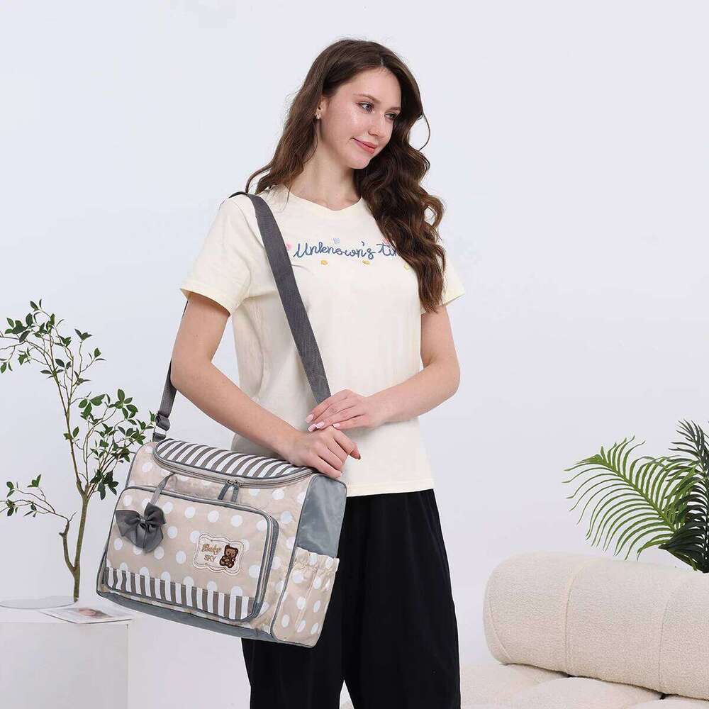 Hot Sell Diaper Packs single Shoulder Women Travel Handbag For Baby Nursing Mummy Maternity Nappy Bag Z260304