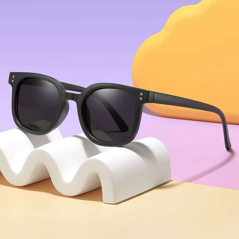 2025 trendy children's boys' UV resistant sunglasses, girls' sunshade and sun protection sunglasses Z260305