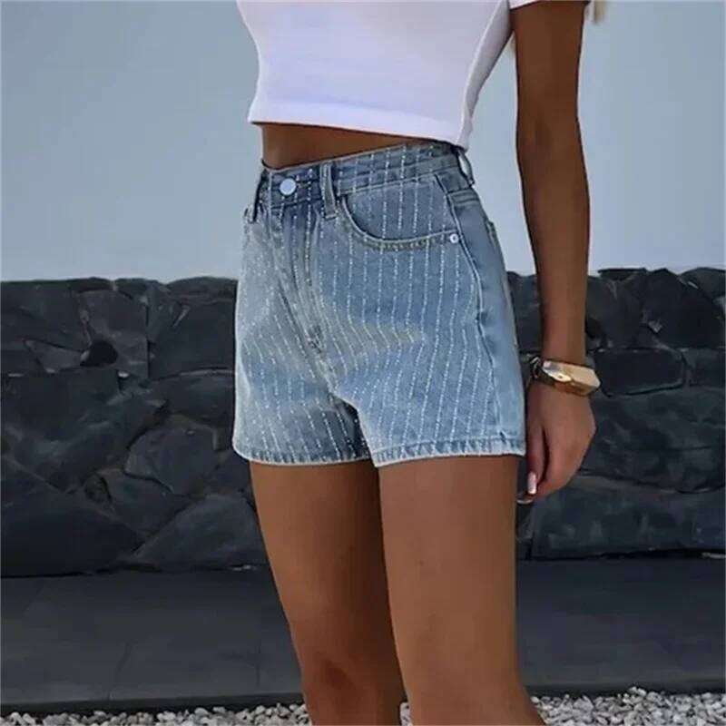Fashion Small Diamonds Stripe Decoration Denim Shorts Straight Three Quarter Pants Female Summer Casual Commuter Mini Jeans 2024 XJ260305