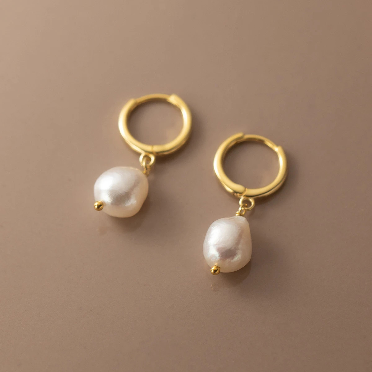 Modian 925 Sterling Silver Baroque Pearl Ear Buckles For Women Trendy Bright Simple Hoop Earrings Fine Jewelry Gift 260303
