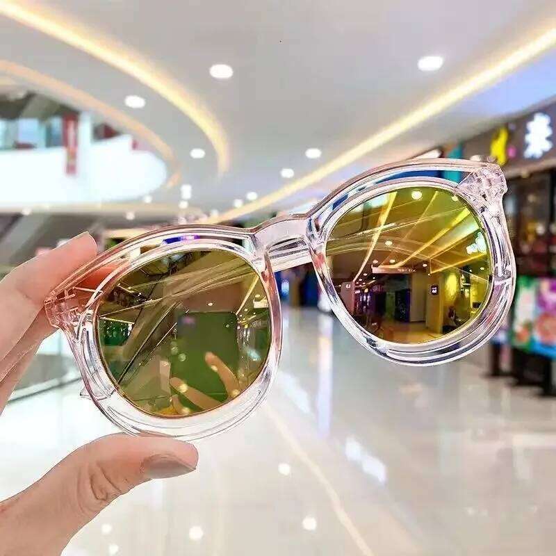 NEW Girls Boys Cute Small Outdoor Sun Children Lovely Vintage Sunglasses UV400 Protection Z260305
