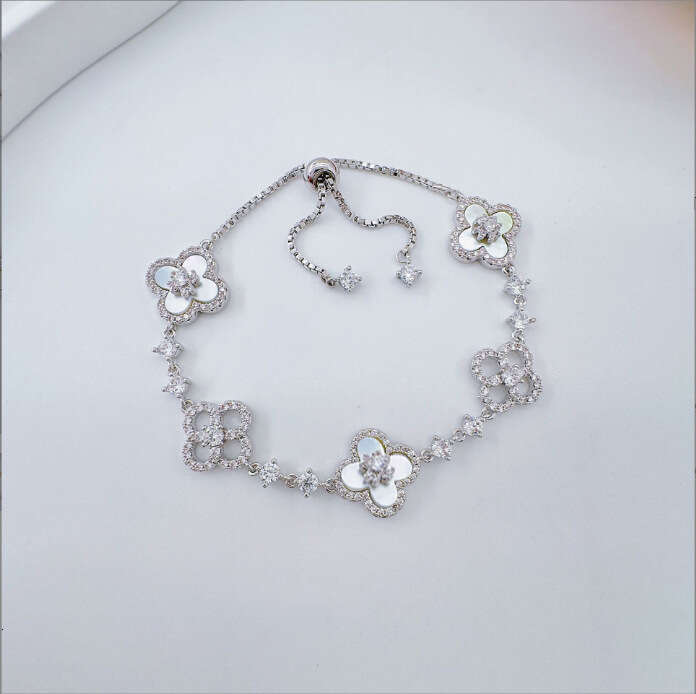 designer jewelry Real Gold Plated Four-Petal Zircon Jewelry Four-Leaf Clover Flower for Women gold Bracelet