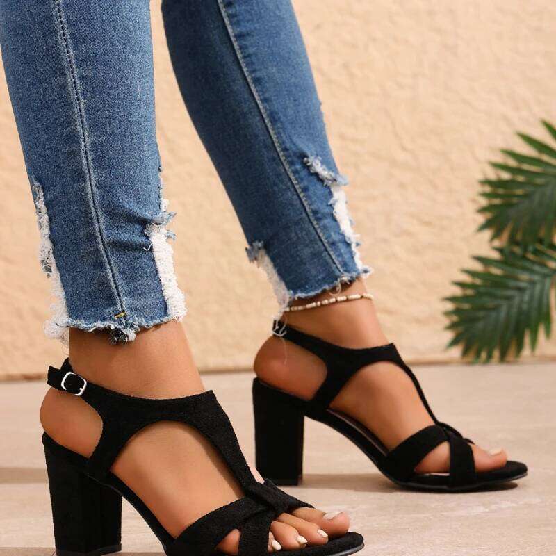 2025 New Women's One-Strap Buckle High Heel Sandals, Outdoor Toe-Exposing Anti-Slip Casual Flats