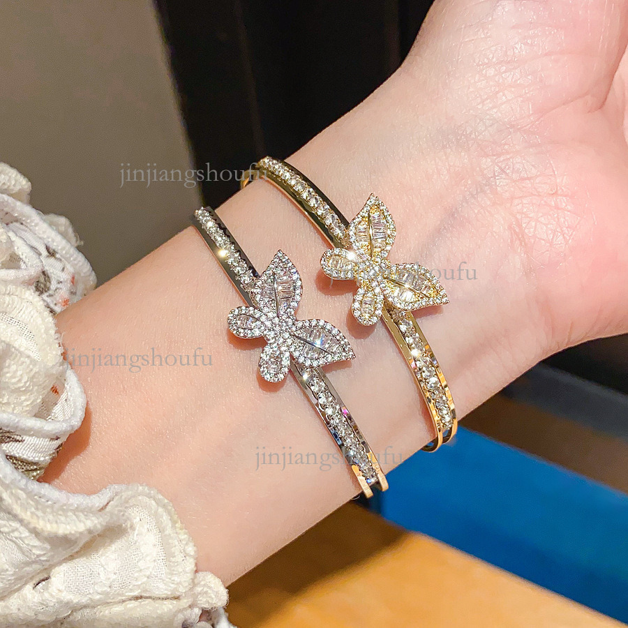 2026 Designer Bracelet Luxury Trendy Women's Jewelry European And American Fashion High End Zircon Breathable Exquisite Geometric Heart Shaped Ho