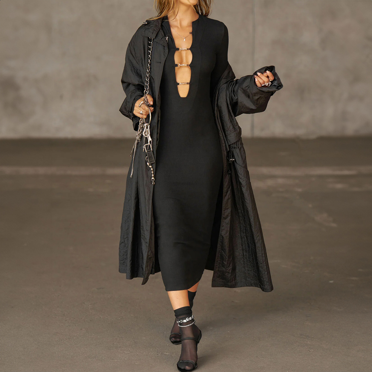 Elegant and sexy slim-fit dress for commuting womens clothing Fall/Winter 250318