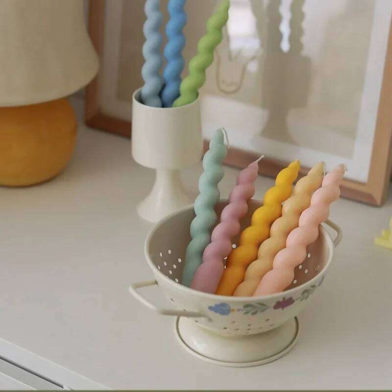 Ins Style Spiral Long Rod Scented Soy Wax Candles for Aromatherapy Wedding Birthday Candle Home Party Decoration W260304 W260305