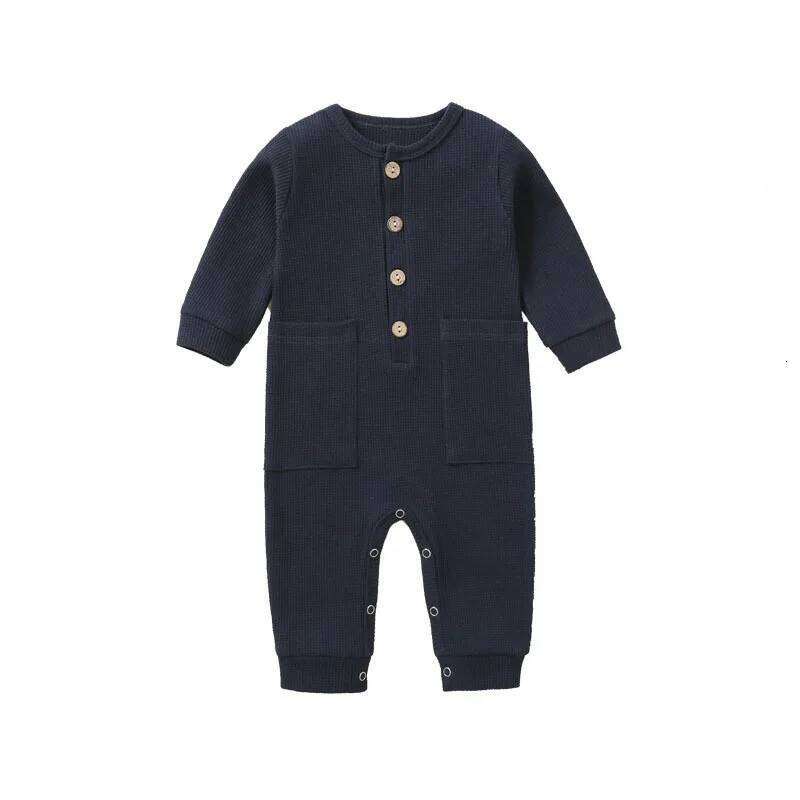 Spring Autumn Newborn Baby Romper Cotton Solid Soft Infant Jumpsuit With Pocket Girl Boy Long Sleeve Bebe Pajamas Wodden Buttons Z260304