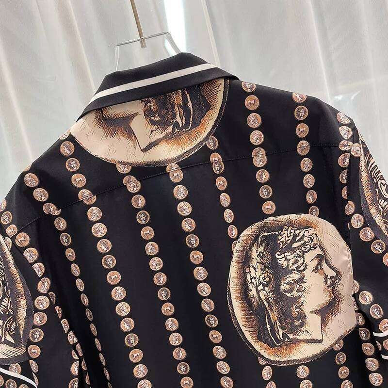 Luxury Vintage Men Short Sleeve Casual Royal Pattern Character Ditital Printing Social Party Shirts Chemise Homme De Luxe
