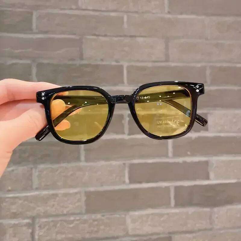 Children Sunglasses Vintage UV400 Sun Outdoor Cute Girl Boy Protection Square Glasses Z260304