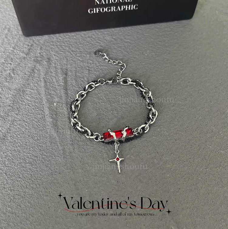 2026 Designer Luxury Bracelet Korean Fashion Men's Hip-hop Titanium Steel Cuban Chain Trend Simple Women's Couple Bracelet Trend Atmospheric