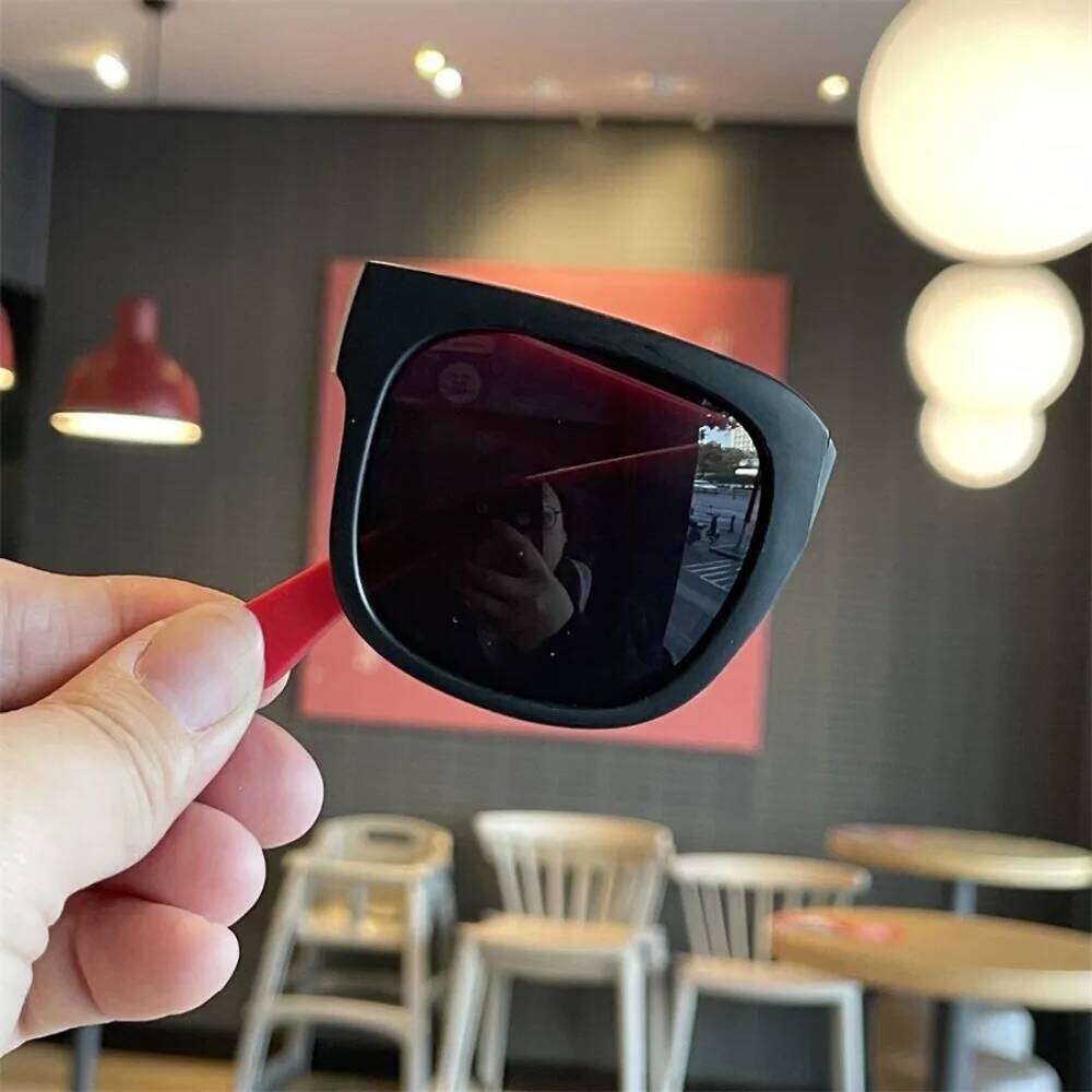 Summer Foldable Children's Boys and Girls Personality Outdoor UV Sun Protection Polarizing Sunglasses Z260305