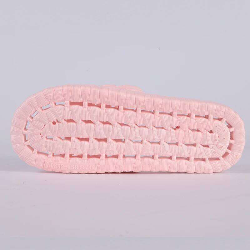 Kidmi Cartoon Bear Bathroom Leakage Summer Non-slip Massage Flat Unisex Injection-molded Shoes Casual Slippers