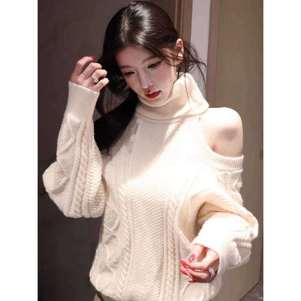 Autumn and Winter Fashion New Women's Elegant Knitted Sweater Loose, Warm, Thickened Design Sense High Neck Off Shoulder Hoodie XJ260305
