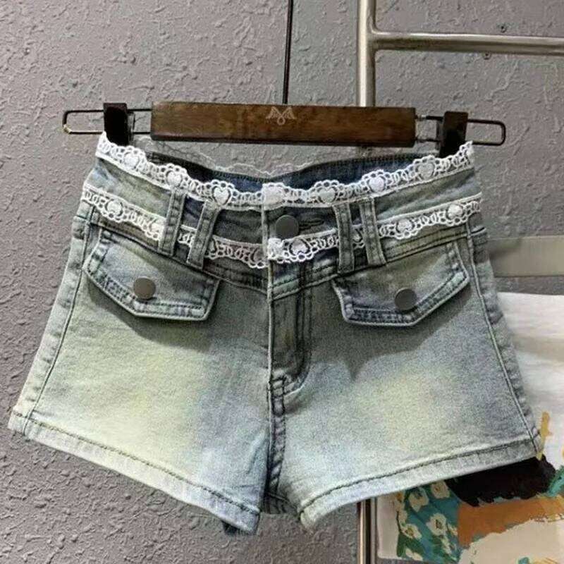 Fashion Lace Low-Waist Jean Female 2026 Summer New Vintage Slimming Tight Shorts Korean Light Blue Denim Short Pants XJ260305