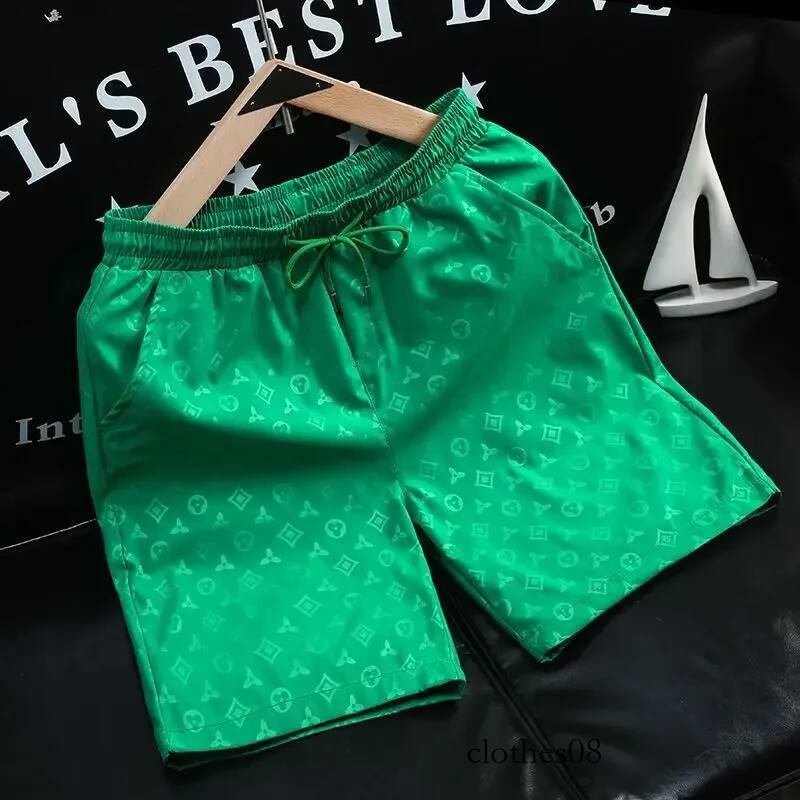 Ice silk thin shorts for men to wear in the summer of 2024 new men's beach pants